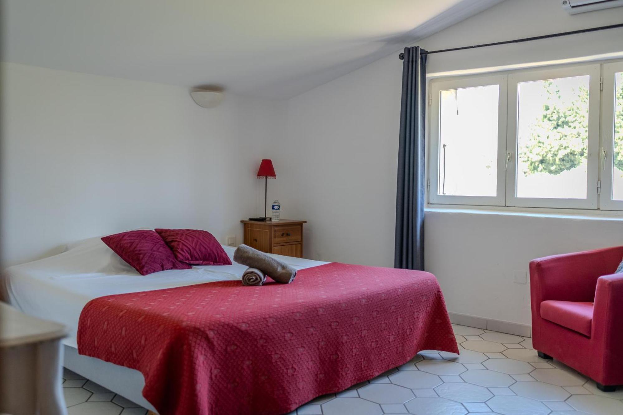 Hotel Le Vieux Platane à Cairanne Extérieur photo