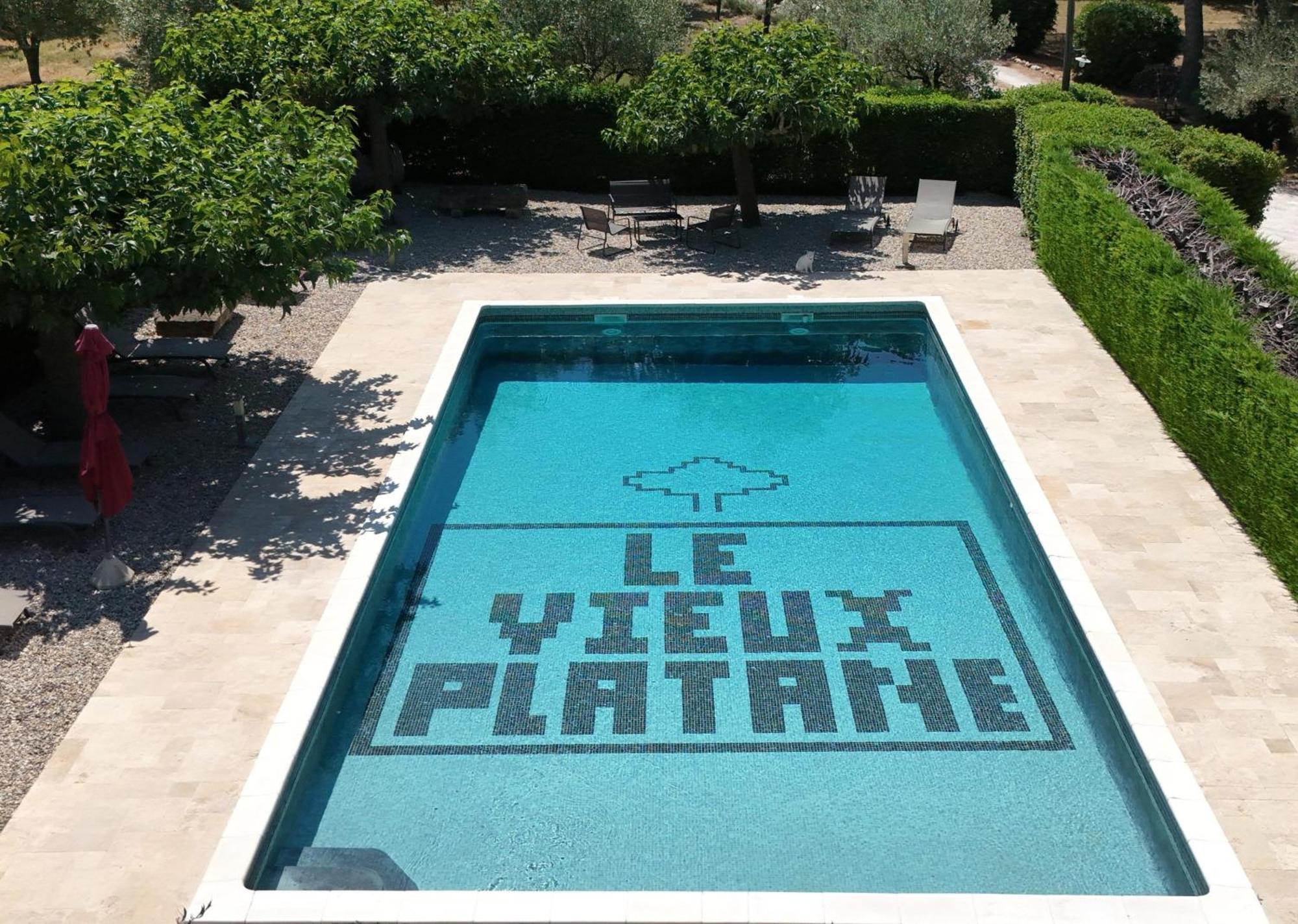 Hotel Le Vieux Platane à Cairanne Extérieur photo